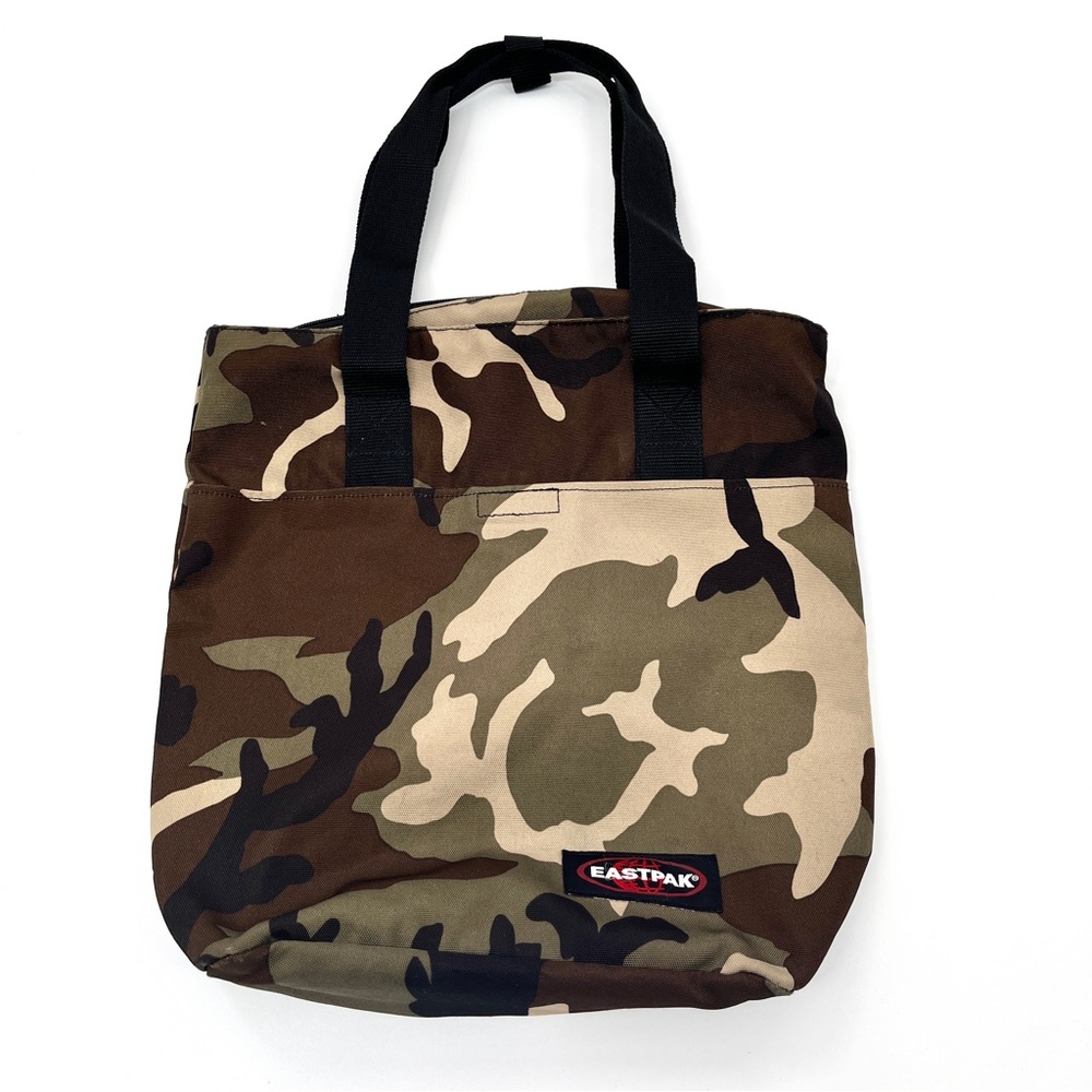 Eastpak Y2K Camo Bag with Zip Closure Tote